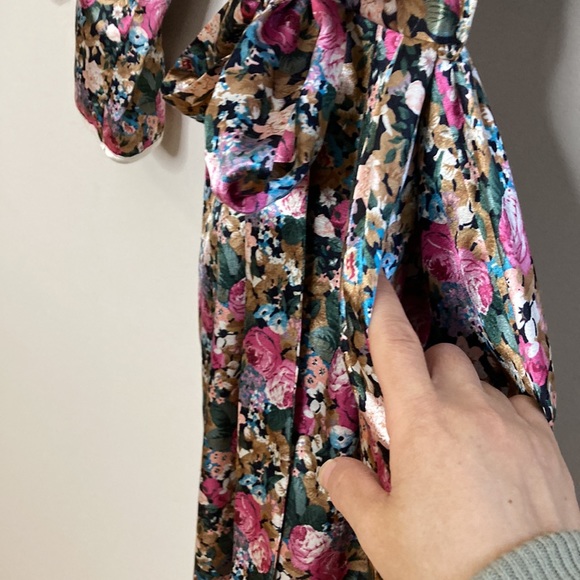 Vintage Robe Women's Medium Pink Floral Satin Shawl Collar Pockets Bows - Picture 6 of 14